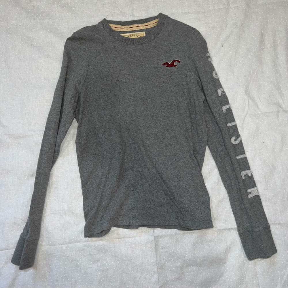 Hollister California long sleeve logo shirt. Men XS. 100% cotton